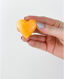 Coração Calcita amarela 3,0 cm aprox.