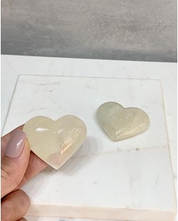Coração Cristal com Enxofre 4,6 a 4,8 cm aprox.