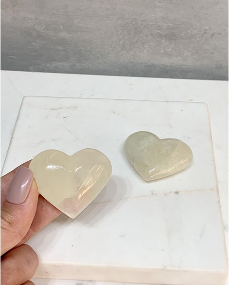 Coração Cristal com Enxofre 4,6 a 4,8 cm aprox.