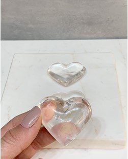 Coração Cristal de Quartzo 3,8 a 4,2 cm aprox.