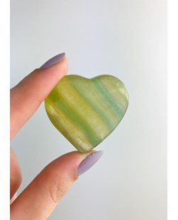 Coração Fluorita colorida 4,0 a 4,8 cm aprox.