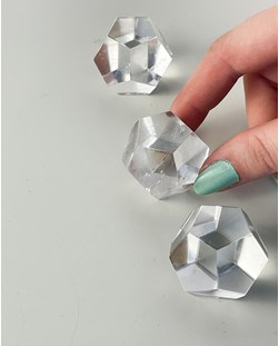 Dodecaedro Cristal Quartzo 12 Lados 46 a 60 gramas aprox.