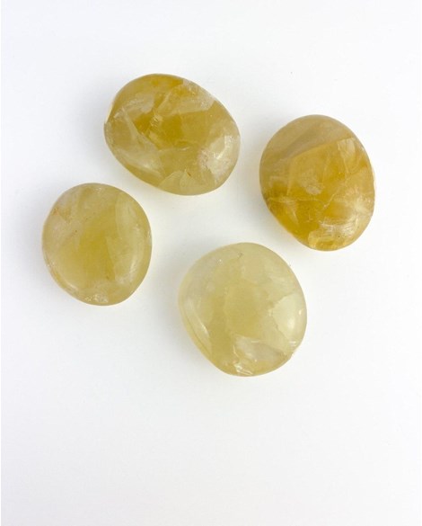 Forma Sabonete Fluorita amarela  entre 3,5 a 4,0 cm aprox.