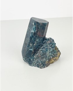 Pedra Apatita Azul Polida 240 gramas aprox.