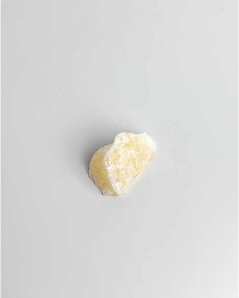 Pedra Calcita amarela bruta 12 a 18 gramas
