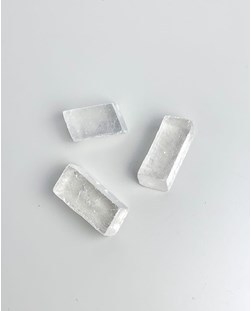 Pedra Calcita Ótica branca bruta 17 a 23 gramas