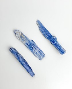 Pedra Cianita Azul Bruta 10 a 23 gramas