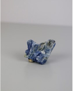 Pedra Cianita azul bruta 110 a 134 gramas