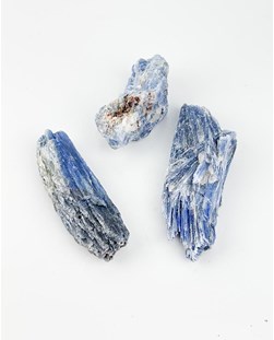 Pedra Cianita Azul bruta 50 a 109 gramas aprox.
