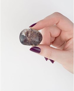 Pedra Cristal de Quartzo com Inclusão Lodolita Polido 16 a 24 gramas aprox.