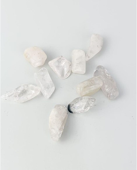 Pedra Danburita rolada 2 a 4 gramas