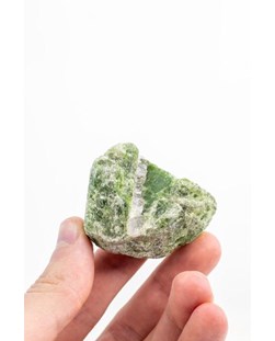 Pedra Diopsídio Bruto 45 a 60 gramas