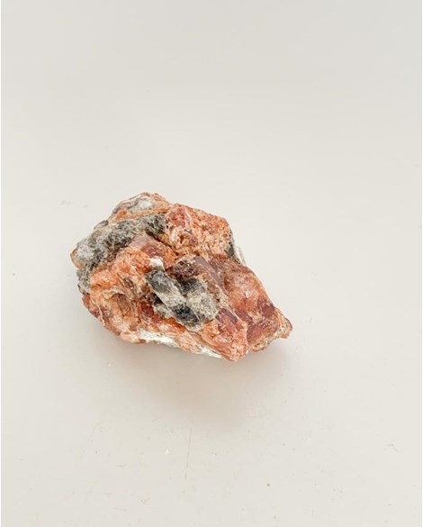 Pedra Espessartita Granada Bruta 127 gramas