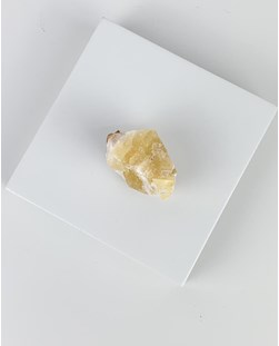 Pedra Fluorita Amarela bruta 18 a 24 gramas