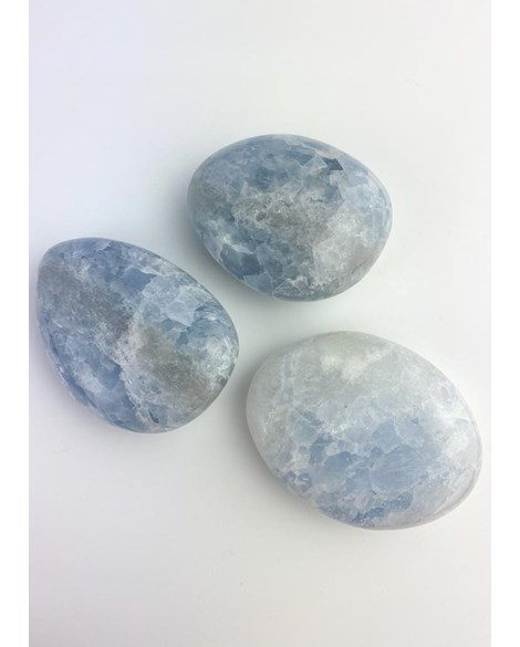 Pedra Forma de Sabonete de Calcita Azul 108 a 124 gramas