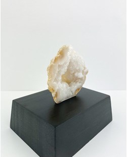 Pedra Geodo de Ágata Natural com Base de Madeira Preta 176 gramas