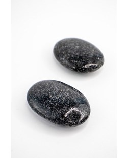 Pedra Granito Assuão Preto Forma Sabonete 60 a 80 gramas