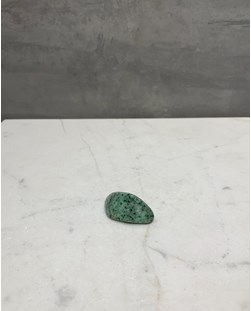 Pedra Grossularia Verde Rolada 9 a 12 gramas