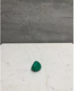 Pedra Howlita Verde Rolada Tingida 14 a 16 gramas