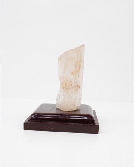 Pedra Kunzita Bruta na Base de Madeira Marrom 75 gramas