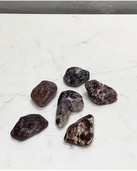 Pedra Lepidolita Rolada 10 a 15 gramas