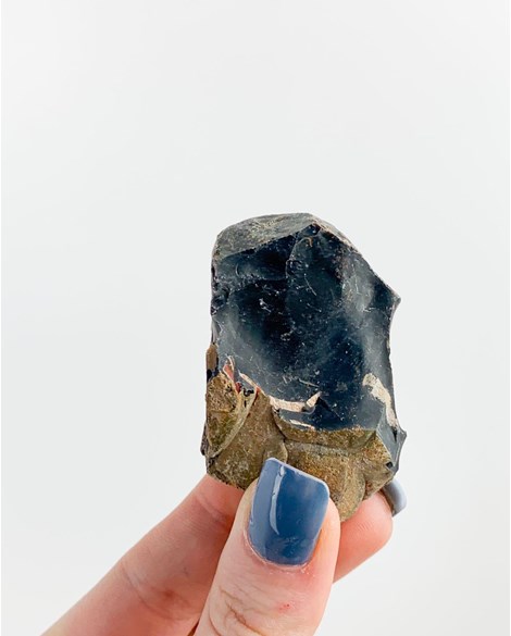 Pedra Ônix preto bruto 40 a 79 gramas