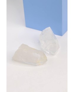 Pedra Ponta Cristal Canalizador bruto 90 a 100 gramas
