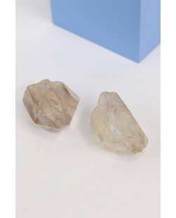 Pedra Ponta Cristal Fumê Gêmeos Bruto 74 a 78 gramas
