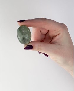 Pedra Quartzo Clorita Fantasma Polido 23 a 29 gramas