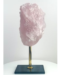 Pedra Quartzo Rosa na Base de Vidro 1,089 a 1,285 kg aprox.