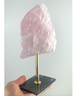 Pedra Quartzo Rosa na Base de Vidro 1,476 kg aprox.