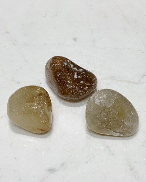 Pedra Quartzo Rutilado rolado 37 a 50 gramas