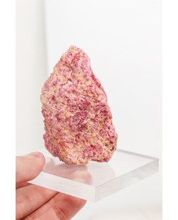 Pedra Rodonita Bruta na Base Acrílica 400 a 420 gramas