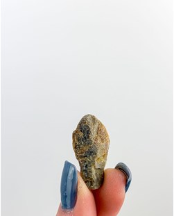 Pedra Safira azul bruta 6 a 7 gramas