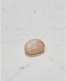 Pedra Selenita laranja rolada 11 a 15 gramas