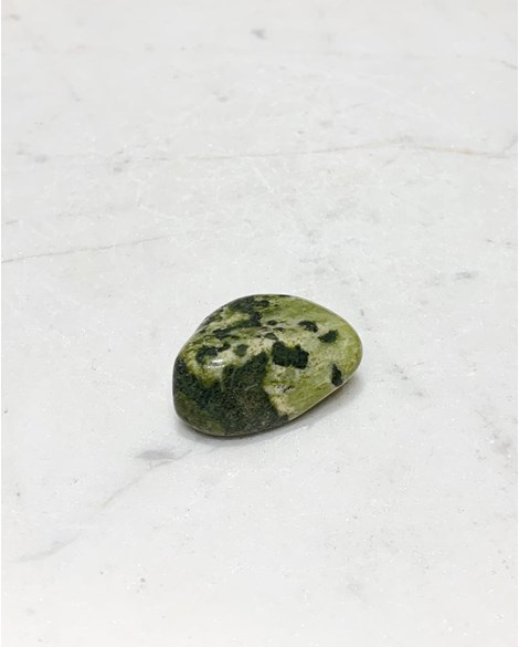 Pedra Serpentinita rolada 12 a 15 gramas