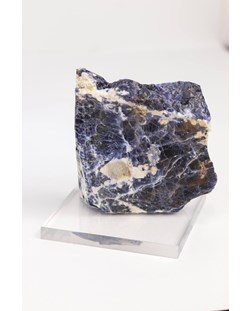 Pedra Sodalita bruta na Base de Acrílico 413 gramas