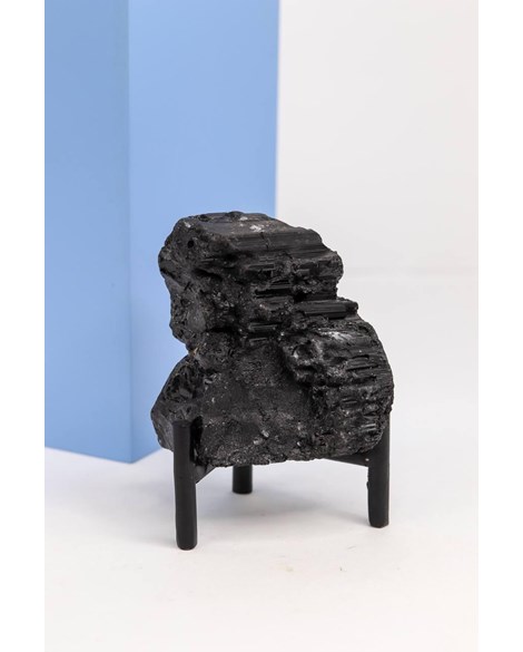 Pedra Turmalina Bruta na Base Metal Preta 357 gramas