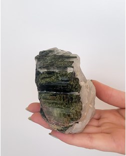 Pedra Turmalina Melancia no Quartzo Bicolor 605 gramas