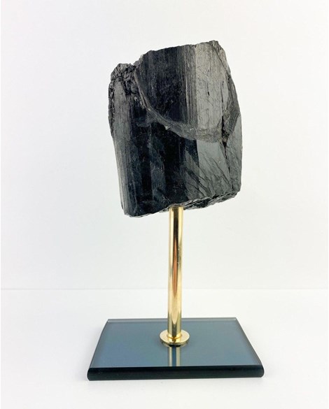 Pedra Turmalina Negra Bruta com Base Vidro 1,413Kg