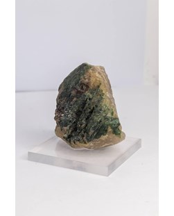 Pedra Turmalina Verde na Matriz de Quartzo na Base Acrilica 876 gramas