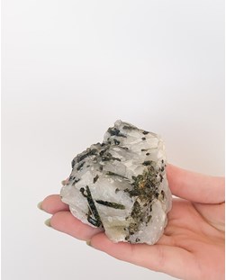 Pedra Turmalina Verde no Quartzo  250 gramas