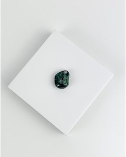 Pedra Turmalina verde rolada 4 a 5 gramas