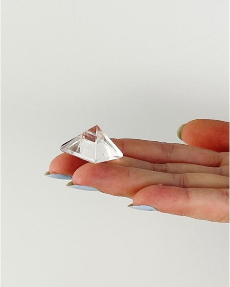 Pirâmide Cristal Quartzo 6 a 8 gramas aprox.