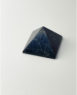 Pirâmide Obsidiana Preta  com Vermelho 49 a 65 gramas aprox.