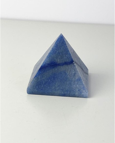 Pirâmide Quartzo Azul 146 a 152 gramas aprox.