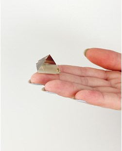 Pirâmide Quartzo Fumê 10 a 16 gramas aprox.