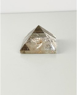 Pirâmide Quartzo Fumê 114 gramas aprox.