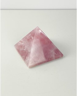 Pirâmide Quartzo Rosa 253 a 266 gramas aprox.